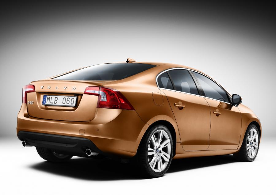  Volvo S60 2010 года  (фото 63 из 226)